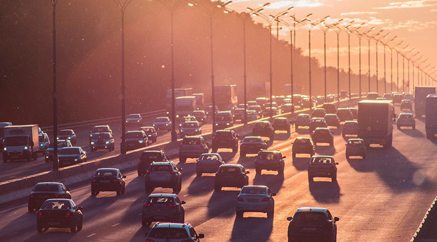 trafico en una autorouta