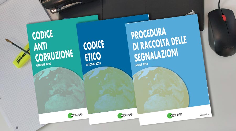 diverse mani l'una sull'altra